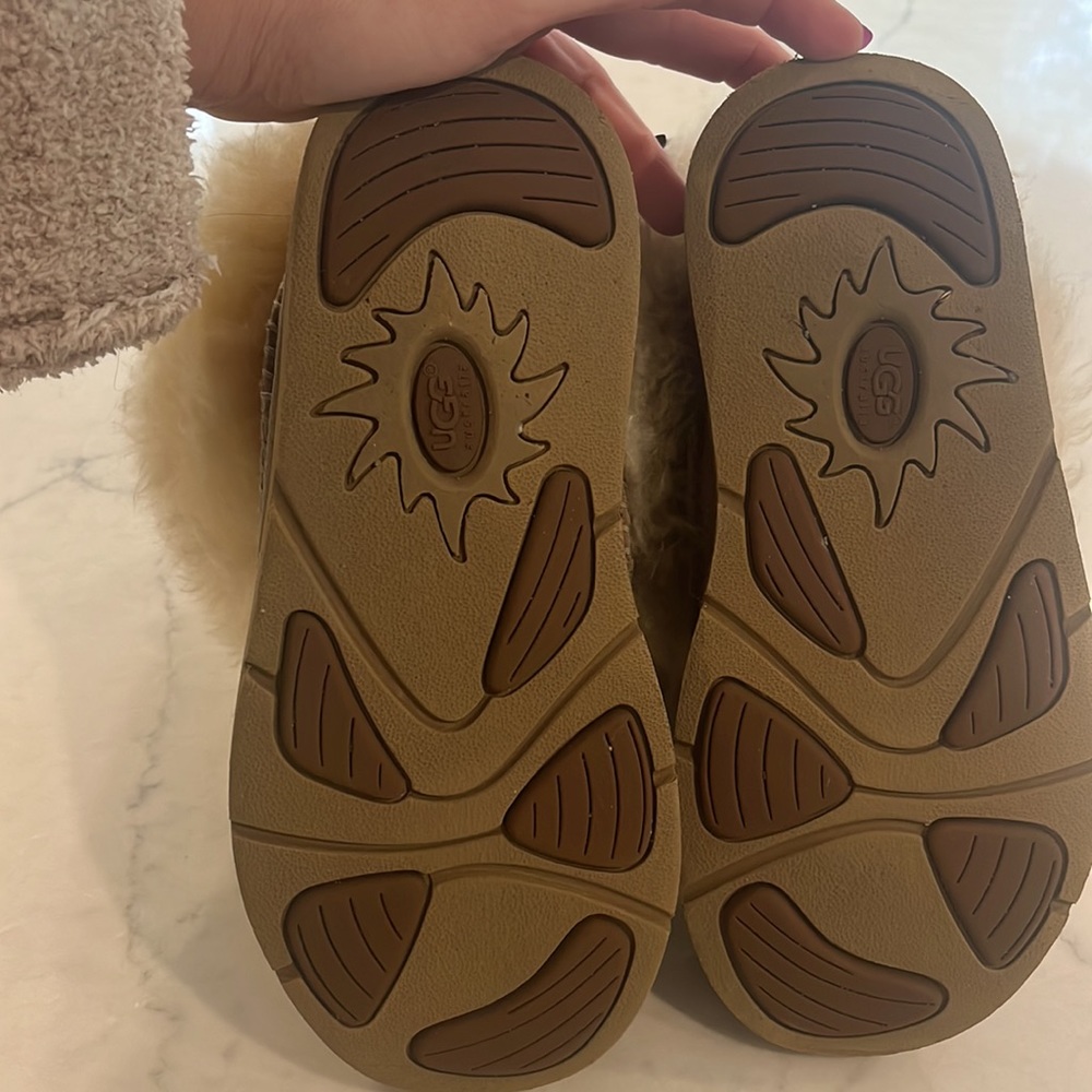 Authentic Gently Worn Uggs - image 6